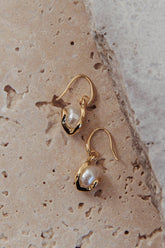 Saralee Pearl Drop Earrings Gold/Pearl